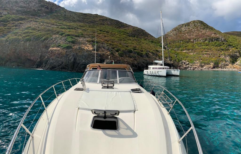 7BBC45CD-40BD-4ABC-A1A9-0E7BC781E272